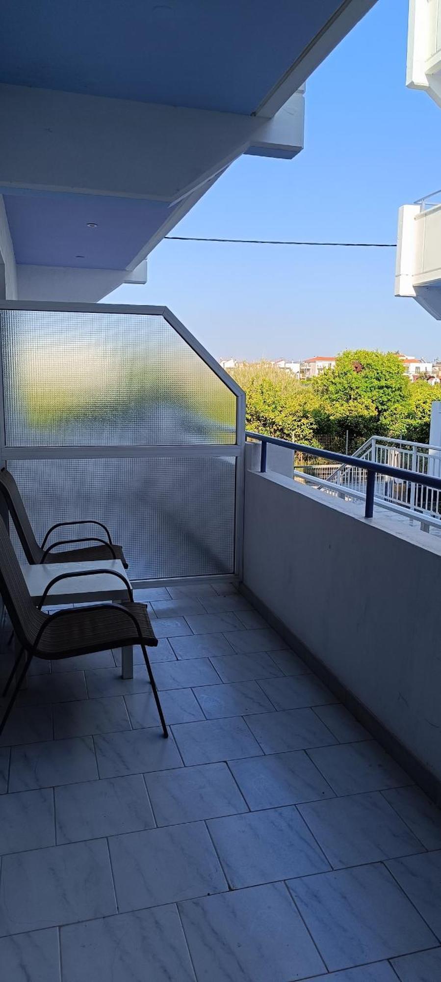 Pyrgos Aparthotel 2*