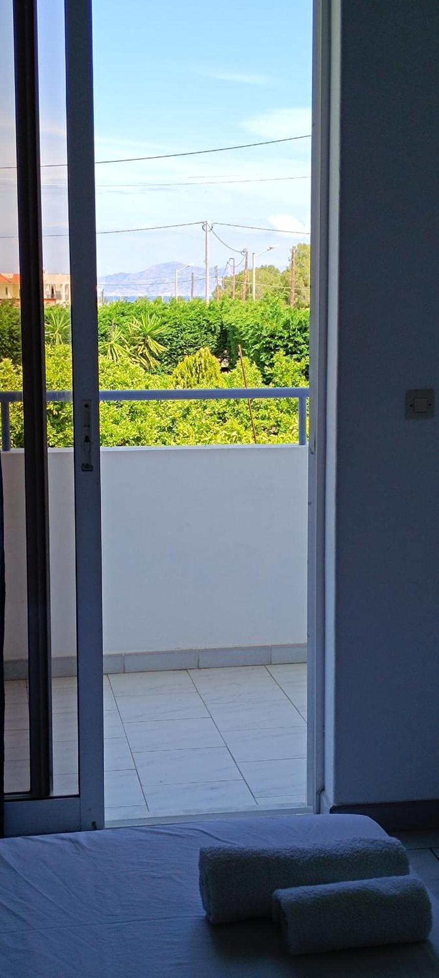 Pyrgos Aparthotel